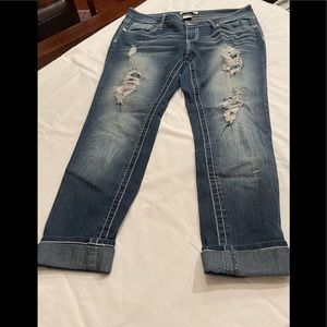 Super cute ripped jeans.